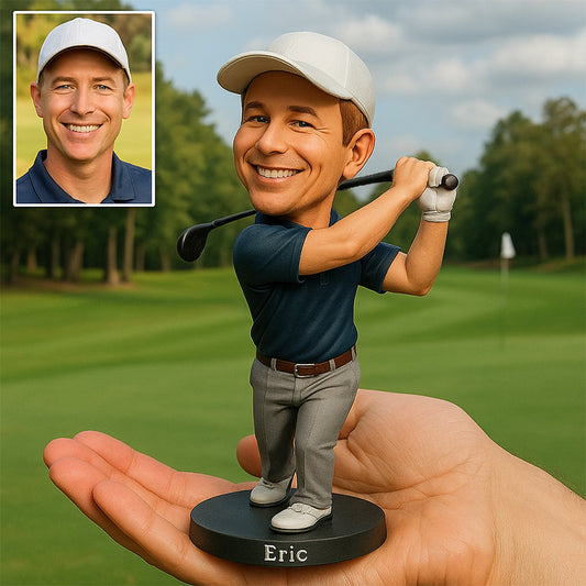 Personalized golfing figurine